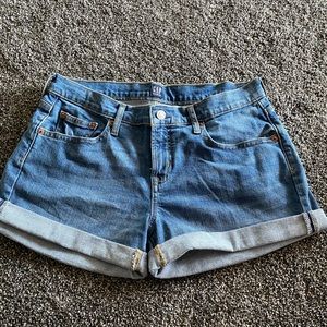 GAP shorts